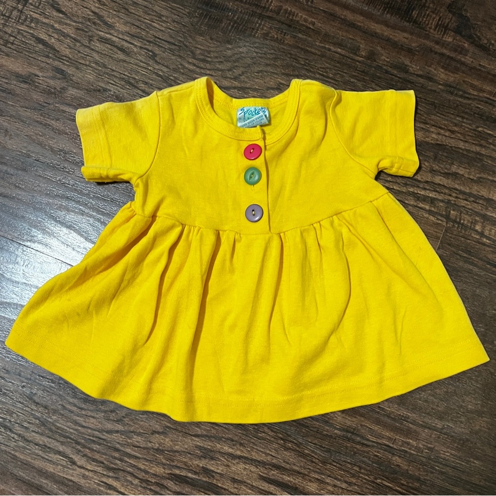 Sprockets/Mervyn’s Vintage 80s Baby Girl 12m yellow dress with buttons